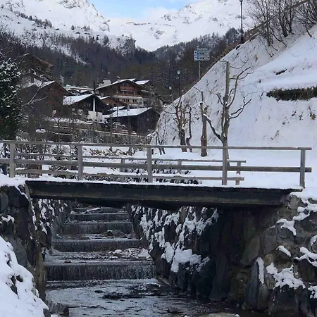 Charming Little Close To Leukerbad Apartment Inden